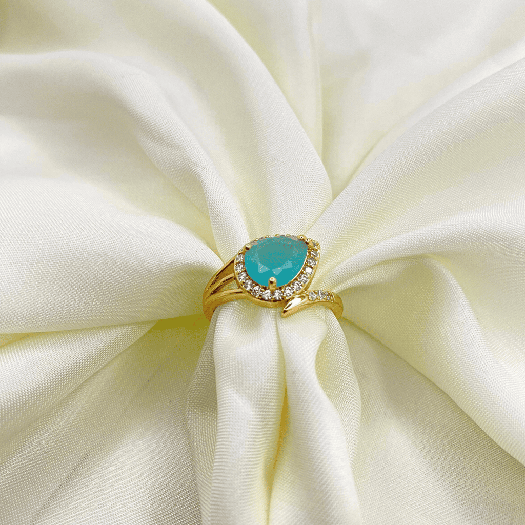 GOLDEN ABYSS STONE RING