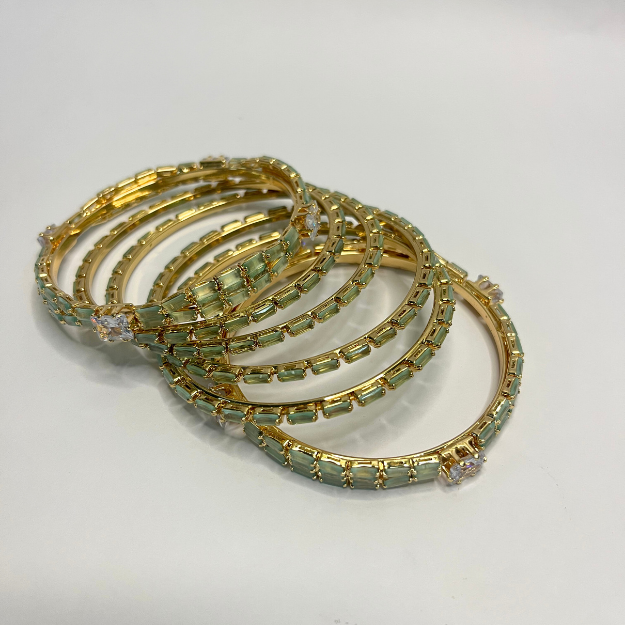 MINT ROYAL BANGLES SET