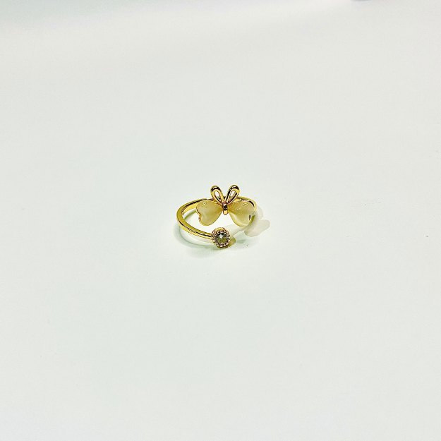 BUTTER BLOOM RING