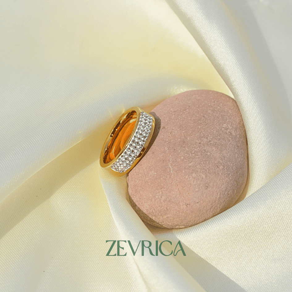 Diamond Horizon Ring