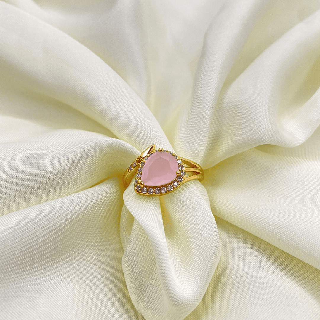 GOLDEN ABYSS STONE RING