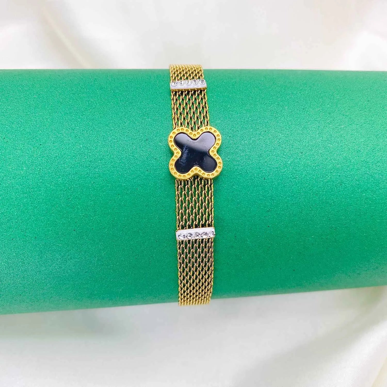 LUNA NOIR BRACELET