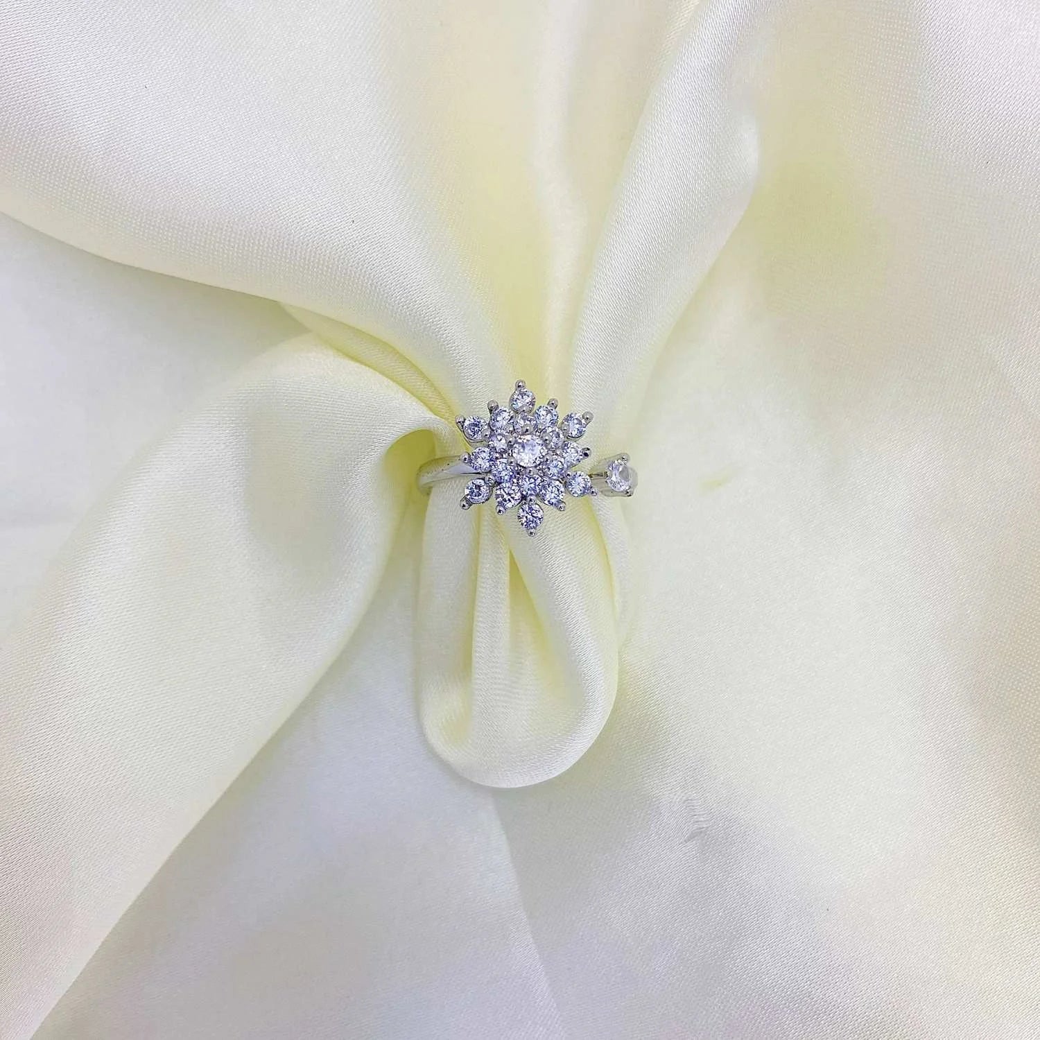 Twillight Spinning Ring