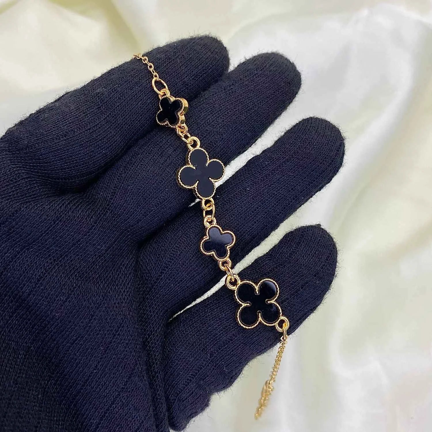 Pearl blossom Bracelet